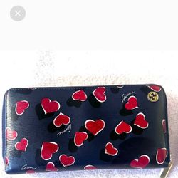 Gucci Blue and Red Heart Pattern Wallet