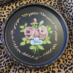 Vintage ROUND Nashco Hand Painted Black Tray, FLowers - $10 Washington Park, i25 and Alameda, Denver)2