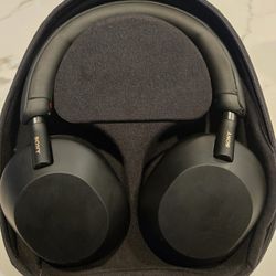 Sony WH-1000XM5 Noise Cancellation Headphones 