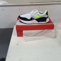 Men Nikes Brand New Size 10