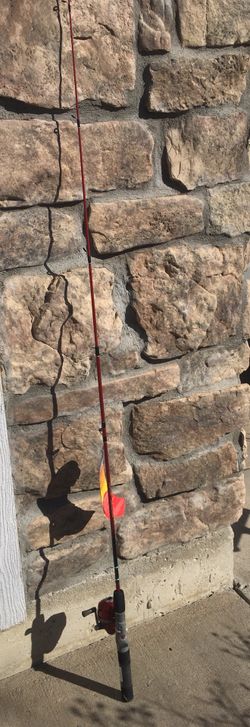 Zebco 202 Ultra Smooth Wide Range Drag Sling Shot Fishing Pole