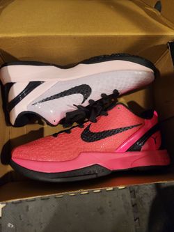 Kobe 6 Kay Yow size 7 men's, 8.5 Women's