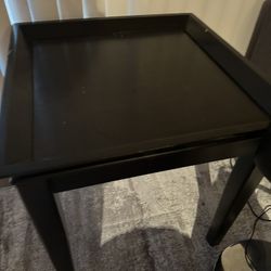 2 Side Tables $20
