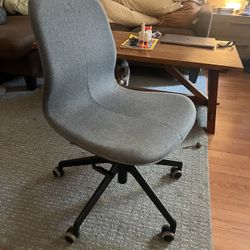 Office Chair (Clean) 