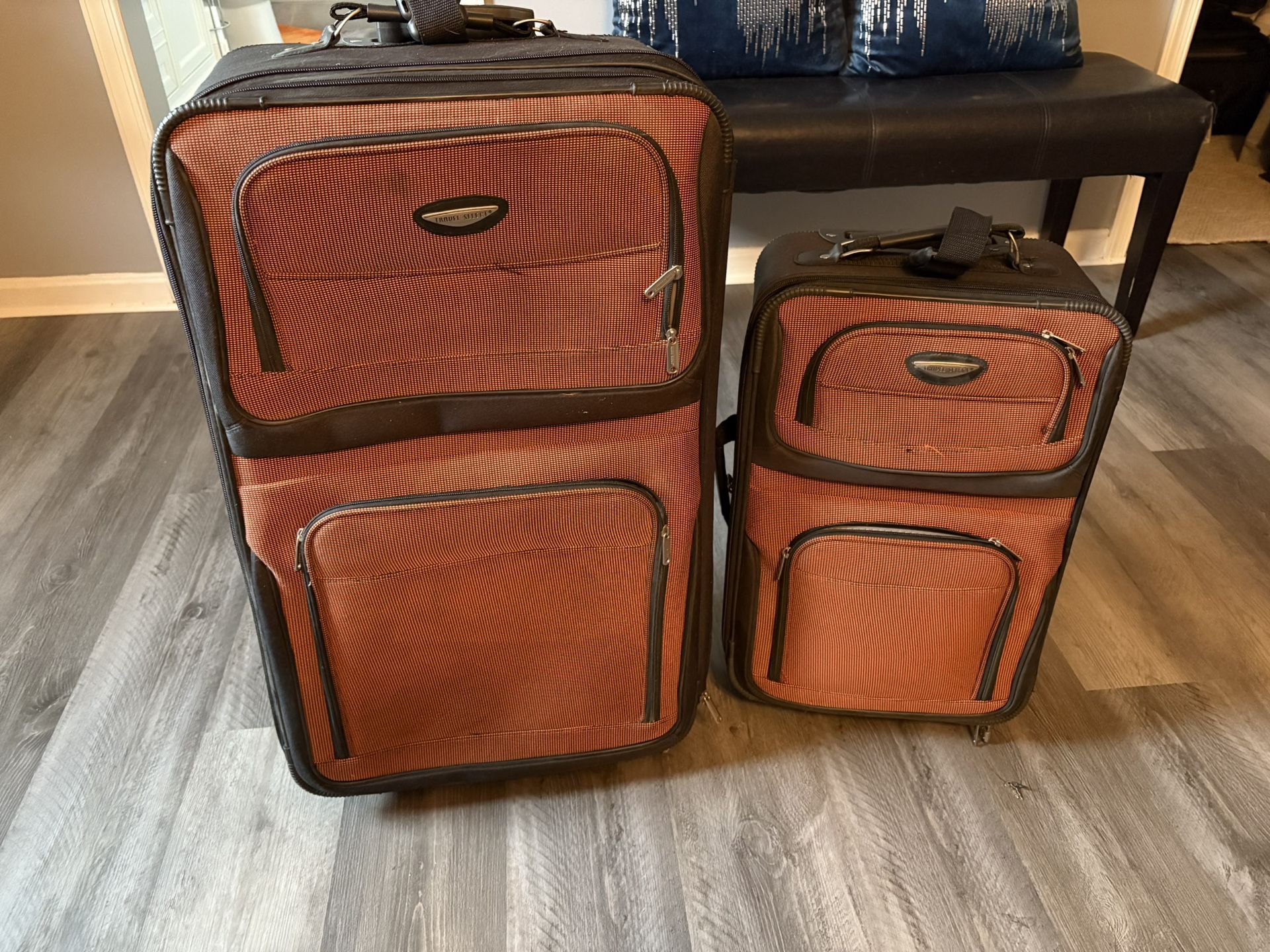 28 Inch Luggage And Carry On 2 Wheels