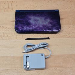 Nlntendo 3DS XI GaIaxy Edition HandheId System