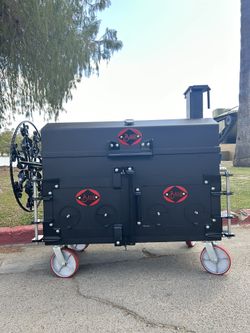 Exclusive Santa Maria Grill & Smoker Combo – Adjustable Crank System – Wood & Charcoal