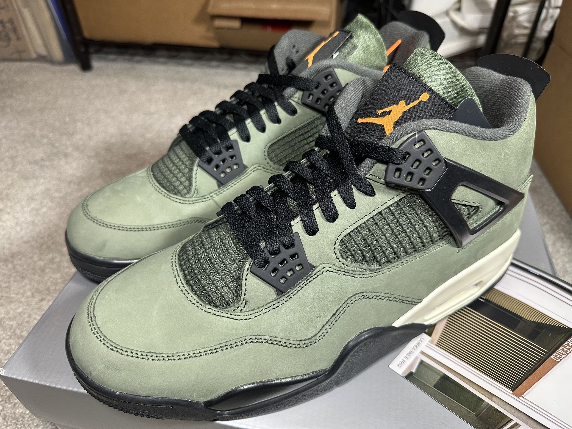 Jordan 4 Undefeated