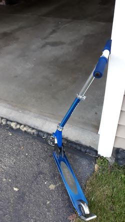 Razor scooter
