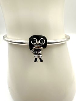 Pandora Disney Parks Exclusive Edna Moda S925 charm