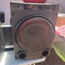 SPEAKERS