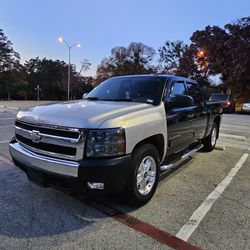 2010 Chevy Silverado  LT Z71 