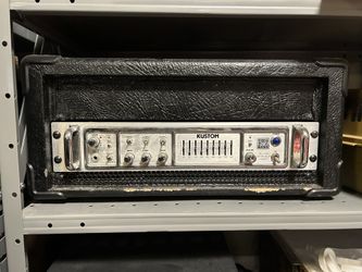 Kustom Groove Bass // Groove 1200 Amp Head - $600