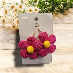 BACK IN STOCK! Adorable Daisy Earrings