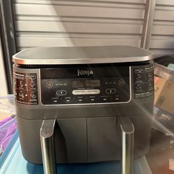 Ninja Foodi DualZone Air Fryer - 2 Baskets - Great Condition!