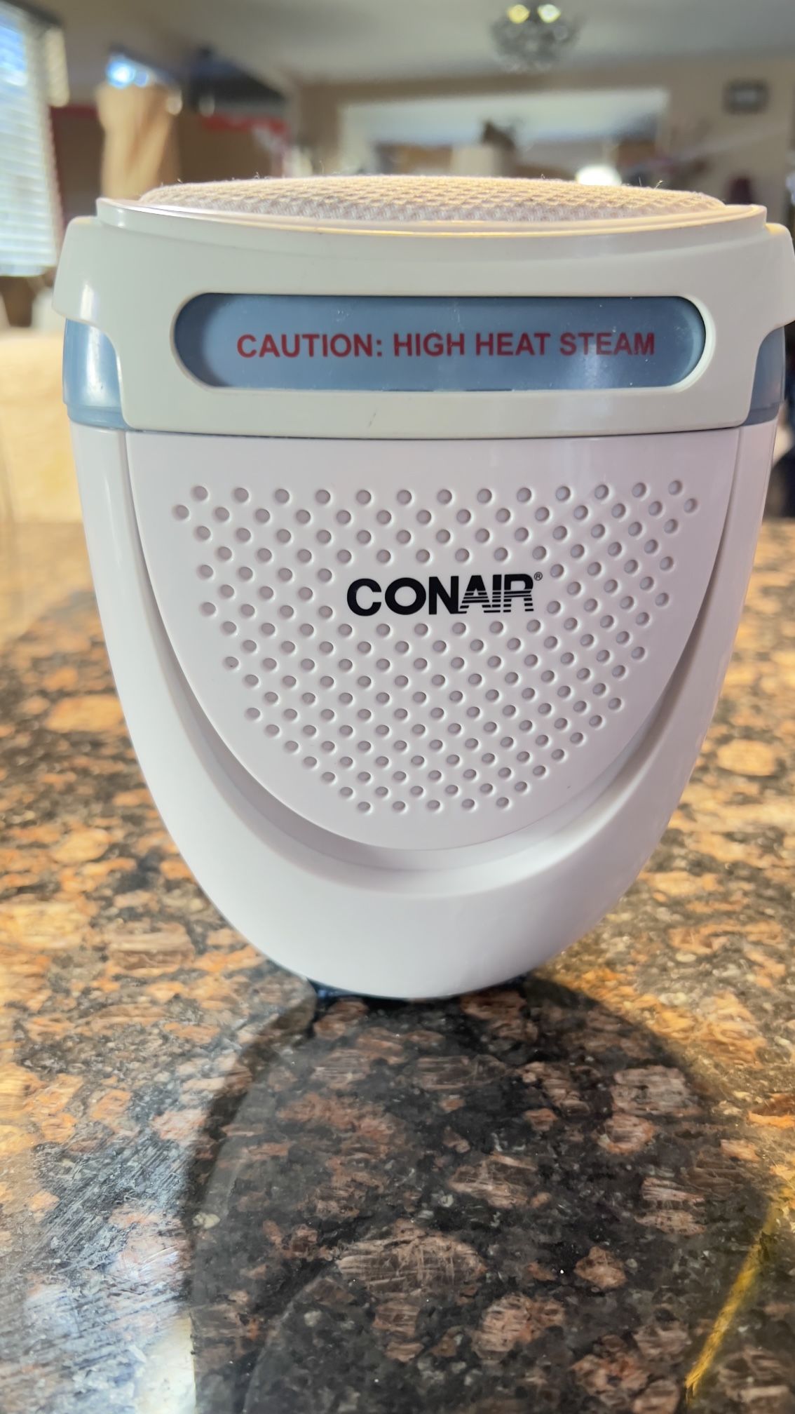 Conair Handheld Fabric Steamer