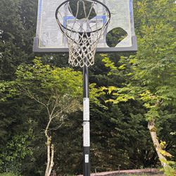 Basketball Hoop broken FREE/BROKEN