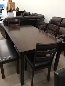 Dining set (table 36X60)
