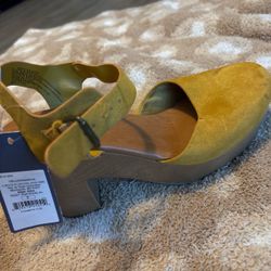 clogs