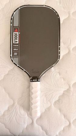 JOOLA Ben Johns Perseus IV 16 mm Pickleball Paddle