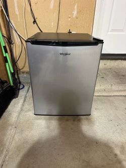 Whirlpool Mini Fridge