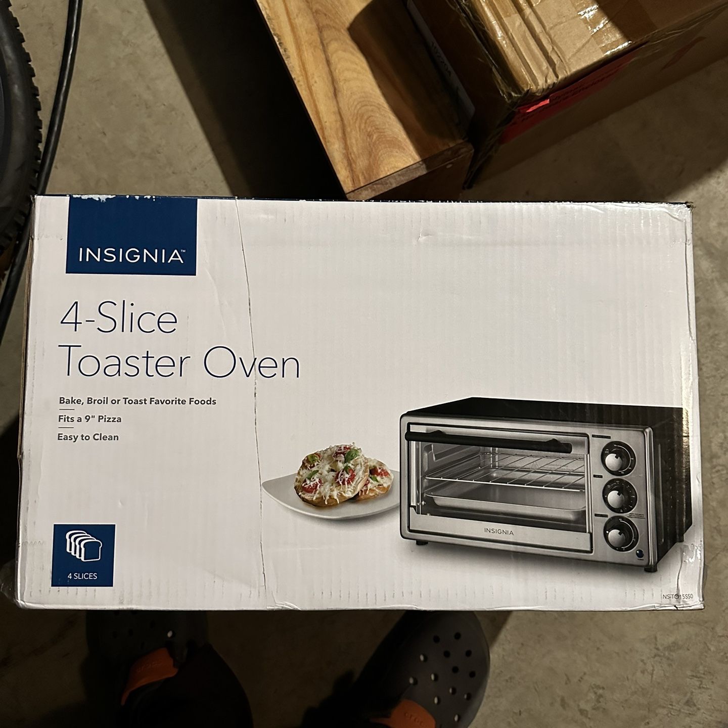Insignia top toaster oven