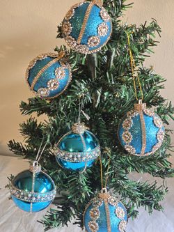 Christmas Ornaments New 6 Piece 2.6 Inch Handmade 