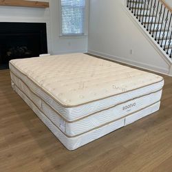 Saatva classic firm queen mattress bed - with foundation (box spring)