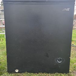 Artic King Chest Freezer 