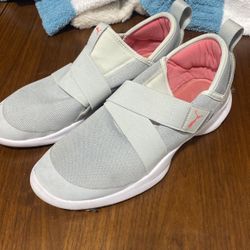 Puma Shoes Women Size 8.5