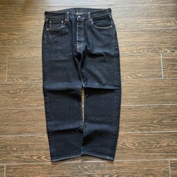 Straight-Baggy Charcoal Levi’s 501’s