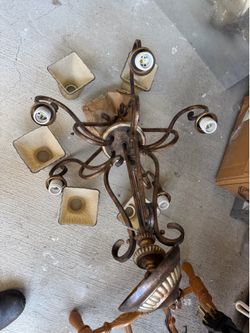 Chandelier Bronze 5 Light Bulbs