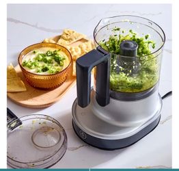 Pampered chef electric Twist & Chop