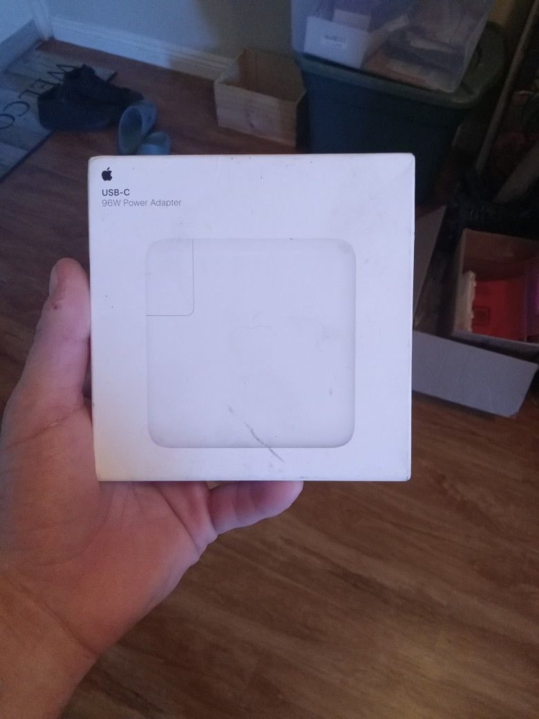 Apple USB-c Power Adapter