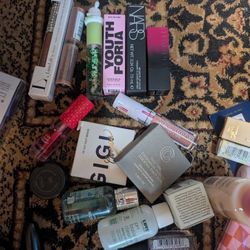 CREATE YOUR MAKEUP,SKINCARE And FRAGRANCE  BEAUTY BUNDLE 