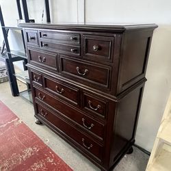 Tall Dresser Drawers/ Chest Lexington/ Solid Wood