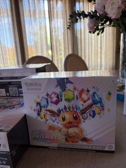 Pokémon TCG Prismatic Evolution Elite Trainer Box