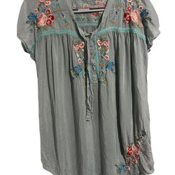 Johnny Was Embroidered Gray Women's Top