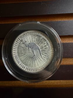 2016 Australian 1 oz .9999 Silver Kangaroo coin