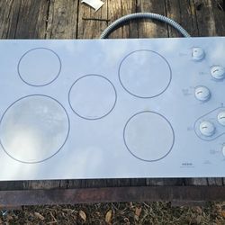 Summit 27" Wide 5 Burner Cooktop