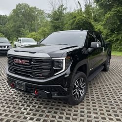 2023 GMC SIERRA 1500 AT4 Premium Package 