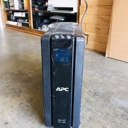 APC Backups Pro 1300 / 10 Outlet