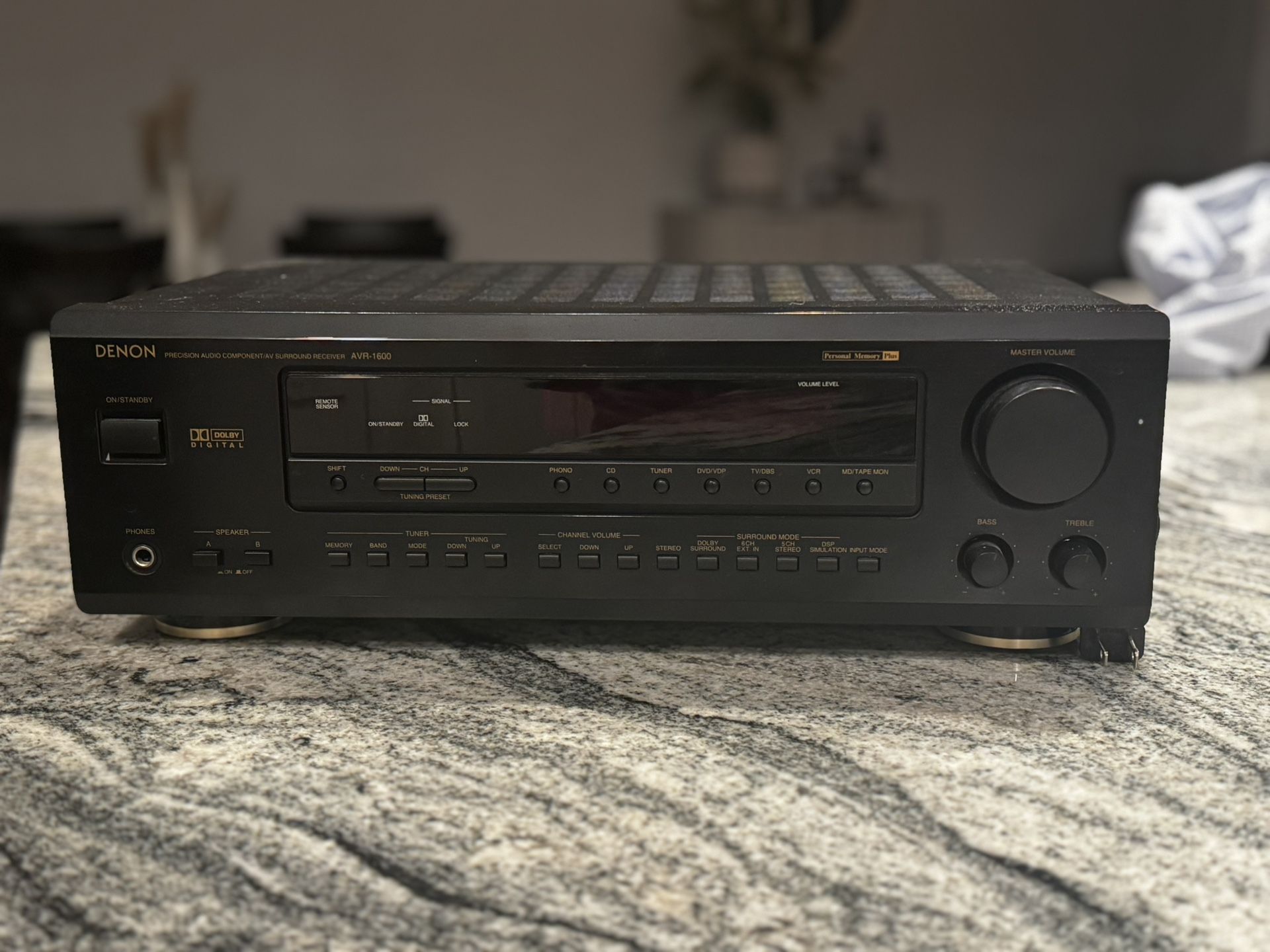 Denon AVR-1600 Receiver