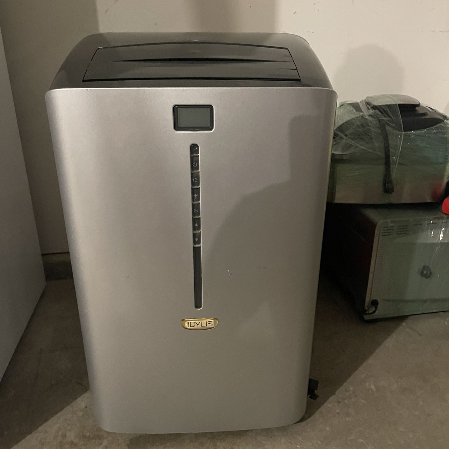Idylis Air Conditioner 
