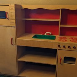 Play Kitchen and Play food
