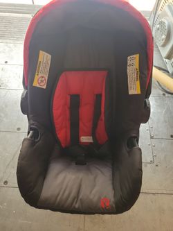 Baby trend carseat