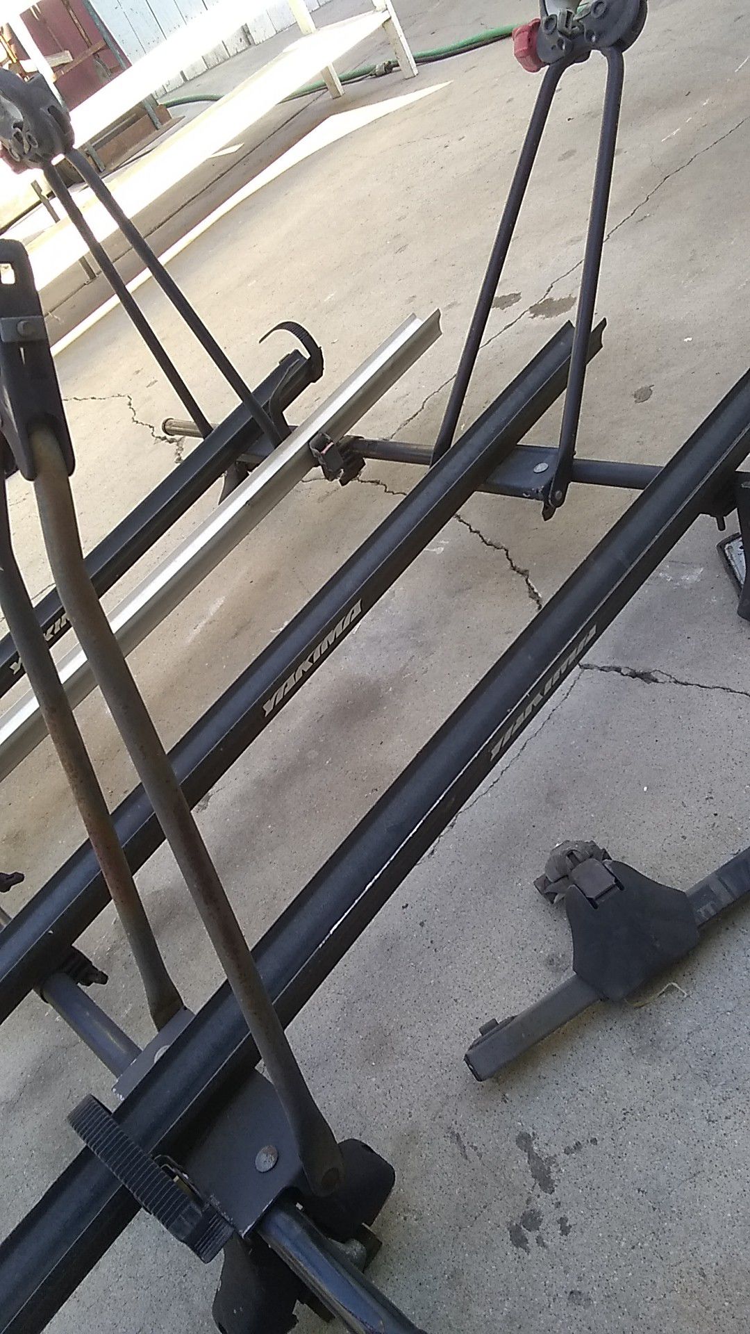 Yakima roof mount bike rack