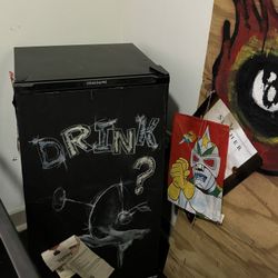 3.5  Ft Mini Fridge 