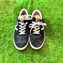 Vans Sports Style Shoe