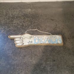 Vintage Wooden 13×4 " TO The Beach " Sign, Painted On Both Sides 